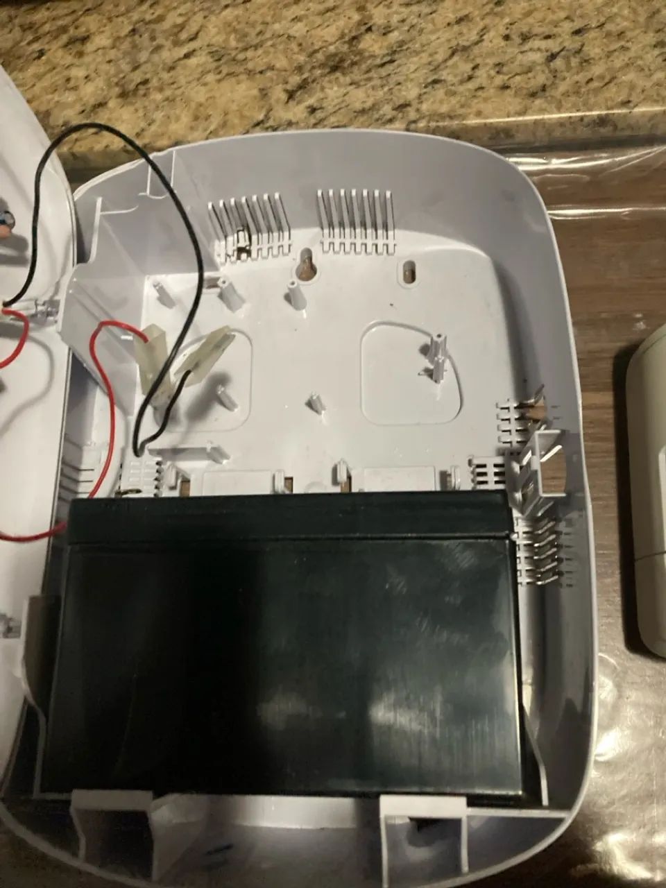 Central de alarme amt 24 Net Sensores de presença e contato Intelbras - Foto 3