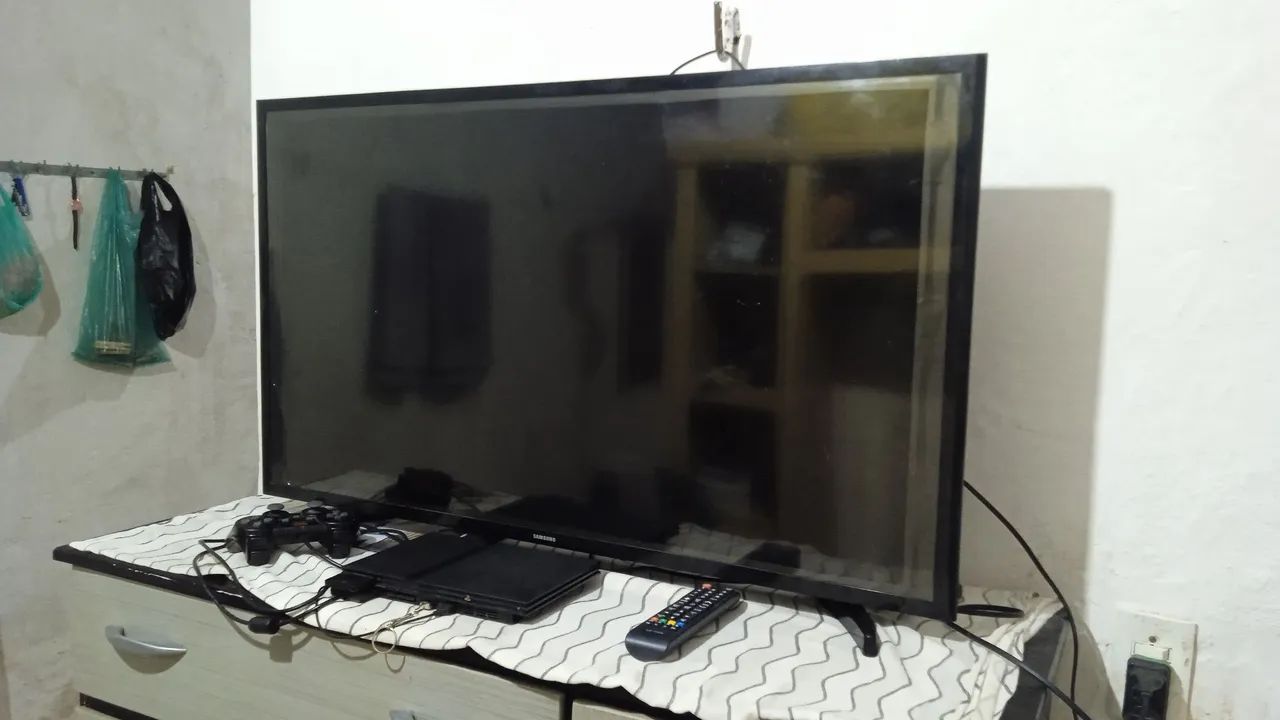 VENDO PLAYSTATION 2 E TELEVISÃO SAMSUNG (LEIA A DESCRIÇÃO)