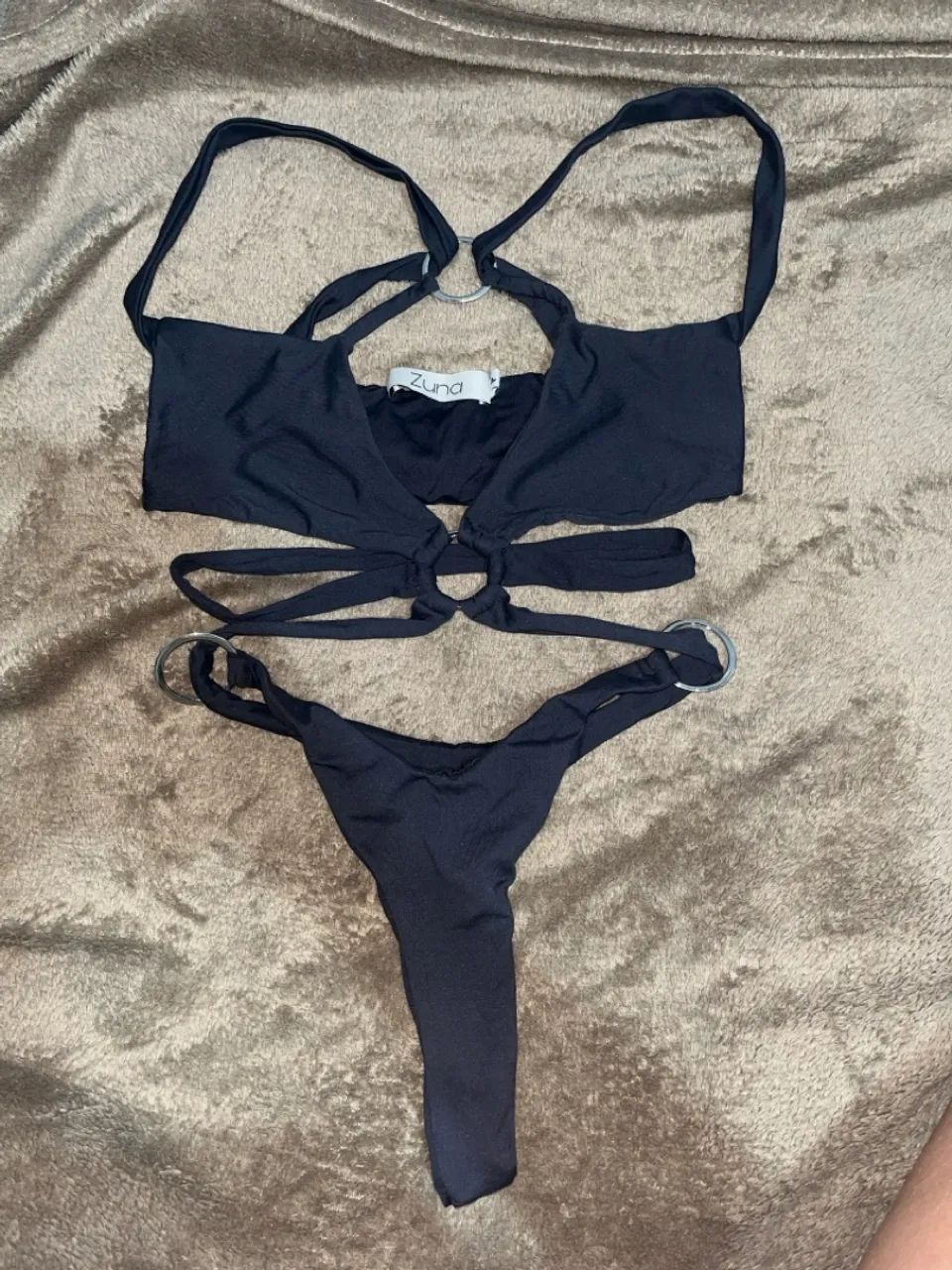 Body Preto com Detalhes e Design Moderno - Foto 2