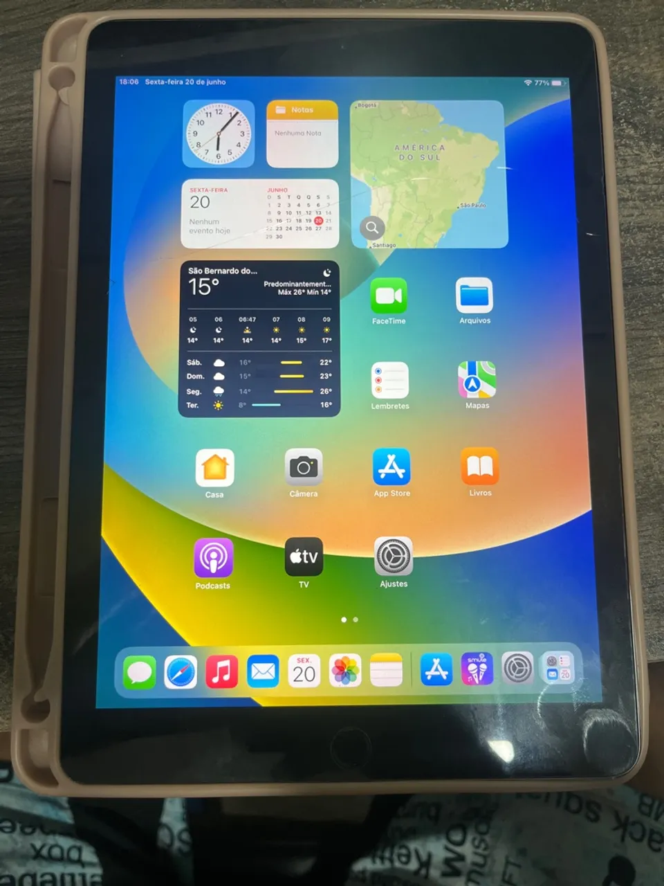 iPad Pro 9.7 Apple 128GB - Tela Retina - Perfeito Estado