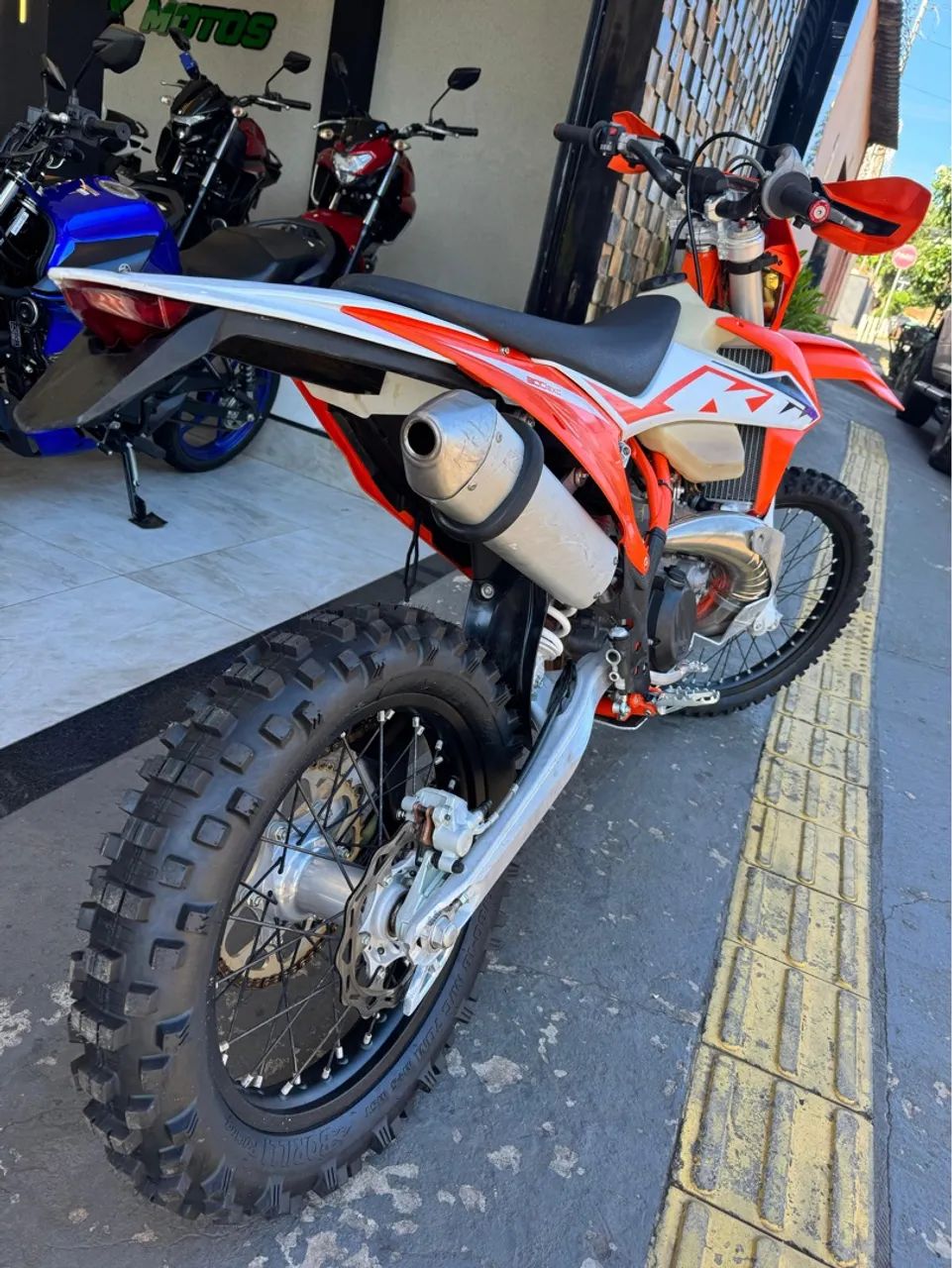 Ktm exc 300 2 tempos moto impecável  - Foto 3