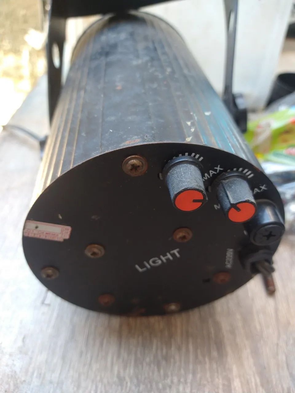 Luz led compacto com defeito - Foto 2