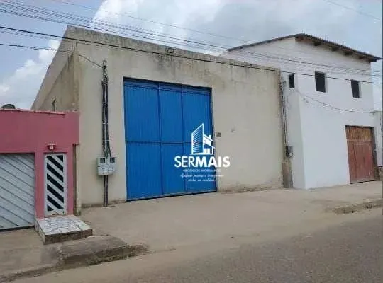 Alugo Um Galpão no Bairro Floresta R$3500,00