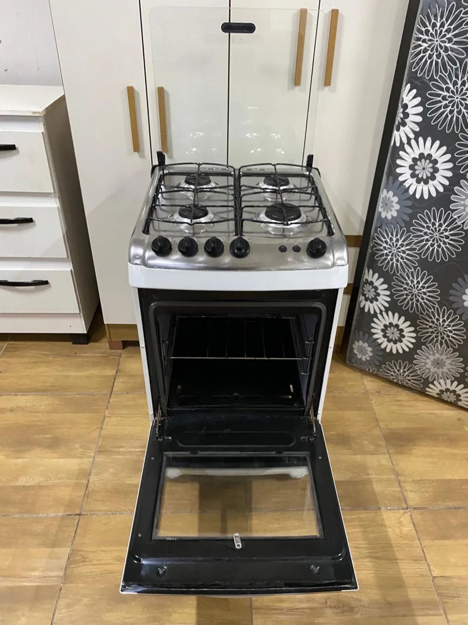 Fogão Eletrolux 4 bocas branco funcionando perfeitamente  - Foto 3
