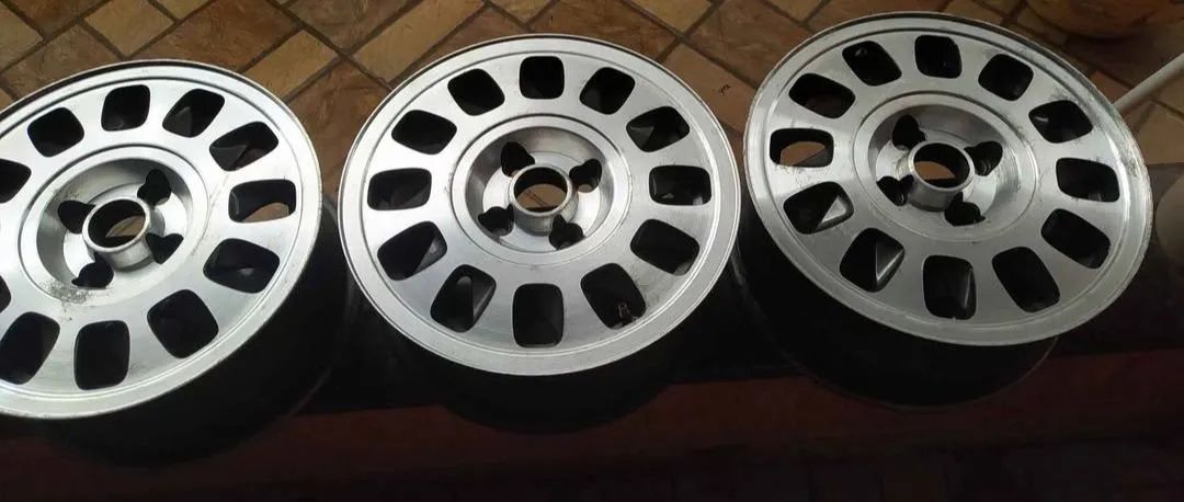RODA CUBO DE GELO