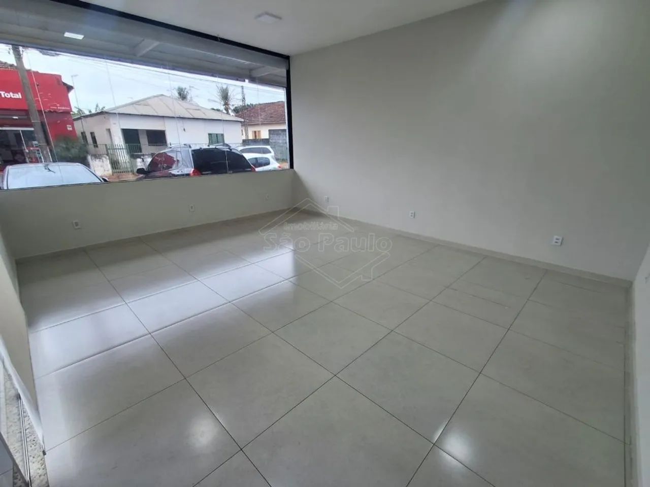 Salão comercial para alugar no Centro, Américo Brasiliense - Foto 2
