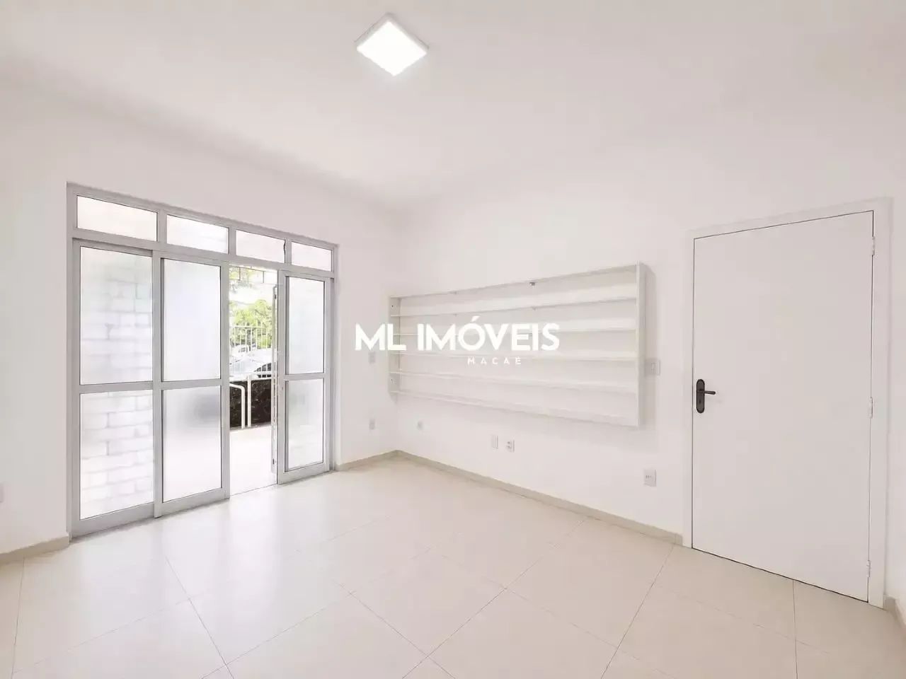 Casa à venda, 4 quartos, 2 vagas, Centro - Macaé/RJ - Foto 2