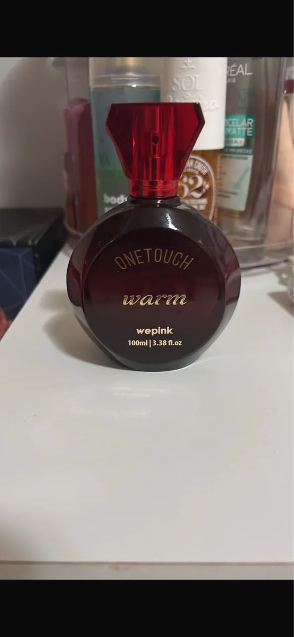 perfumes wepink praticamente novos