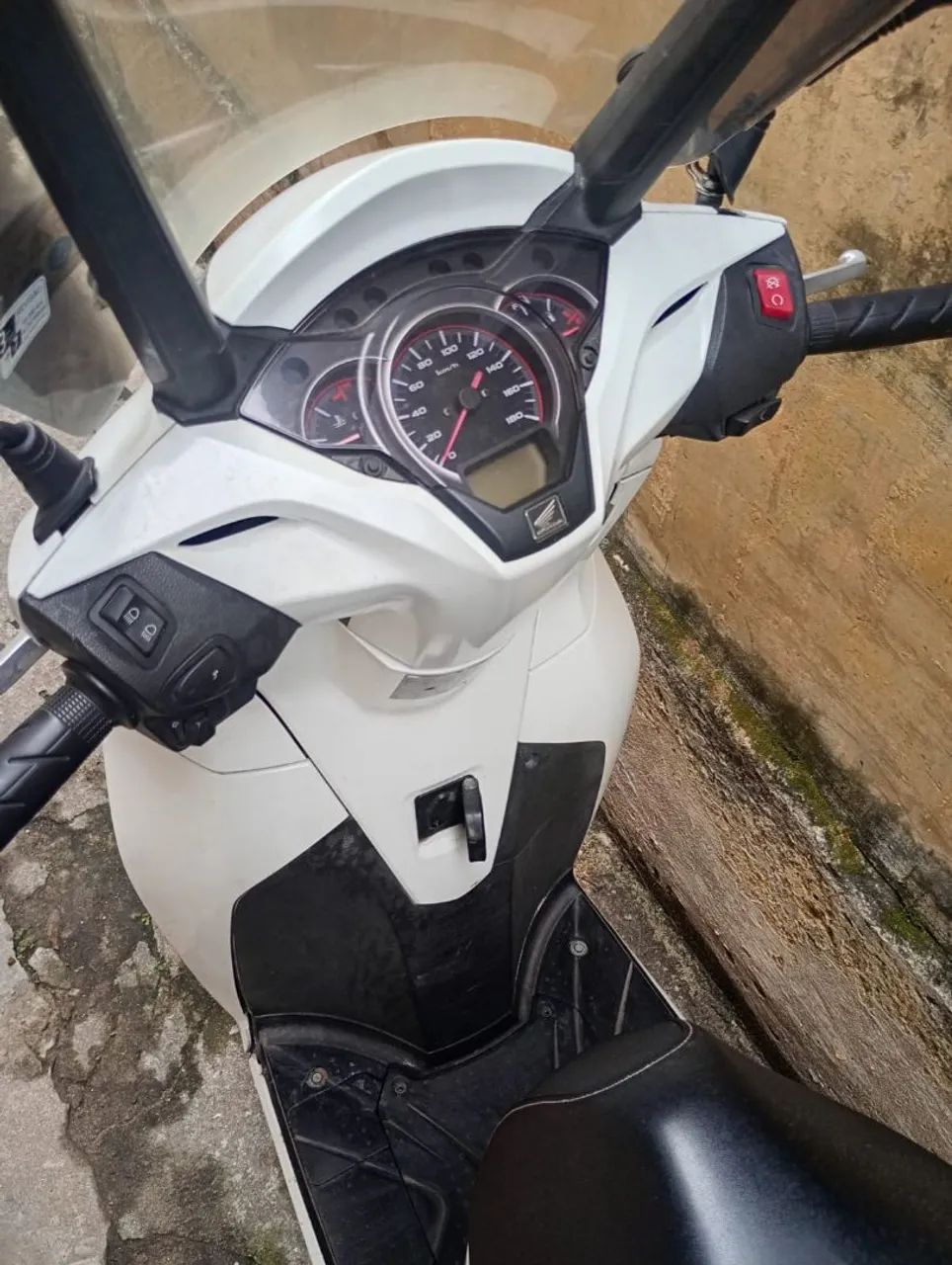 Sh 300i