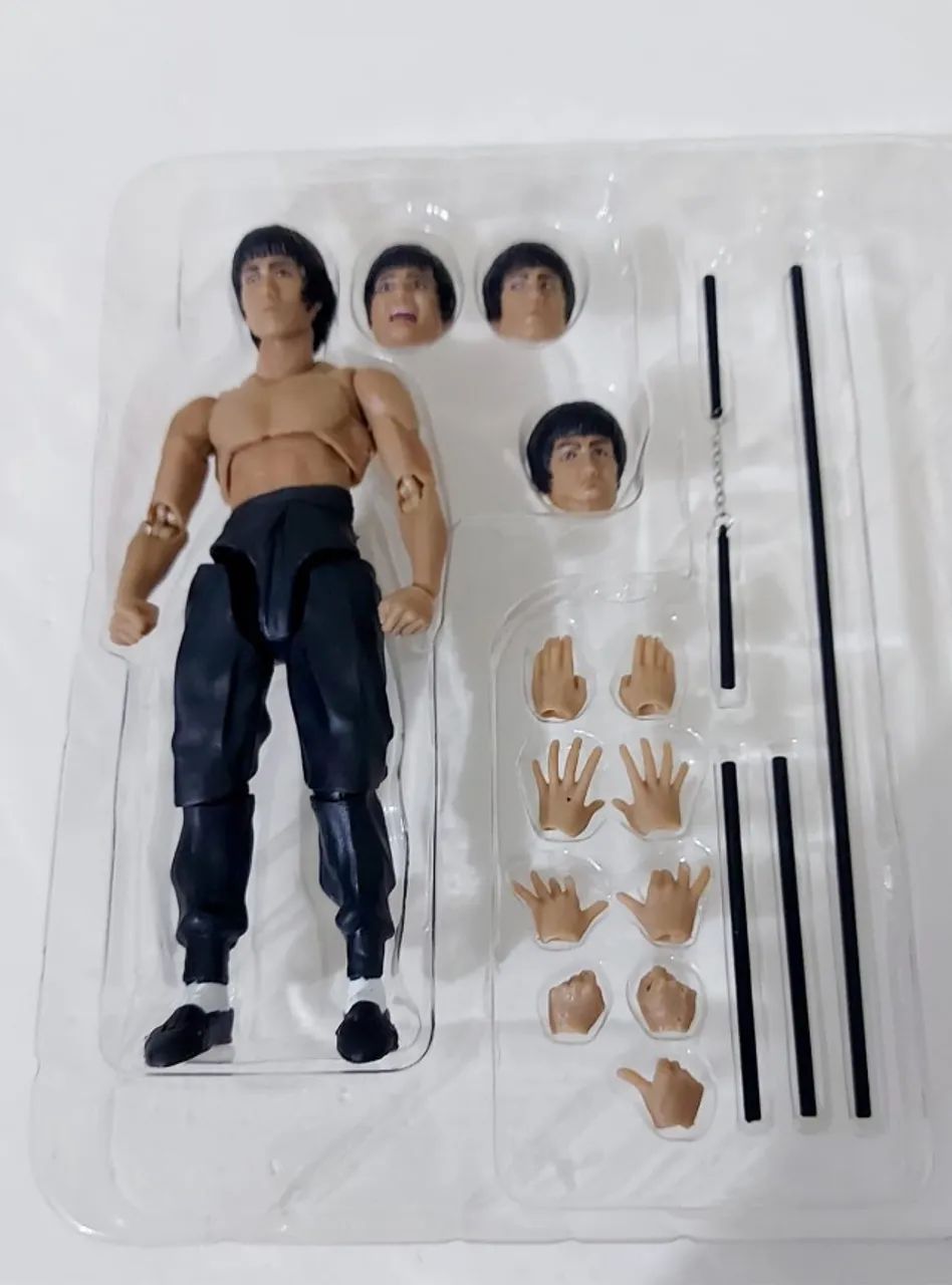 Action Figure Bruce Lee SH Figures Bandai Spirits 14cm - Foto 4