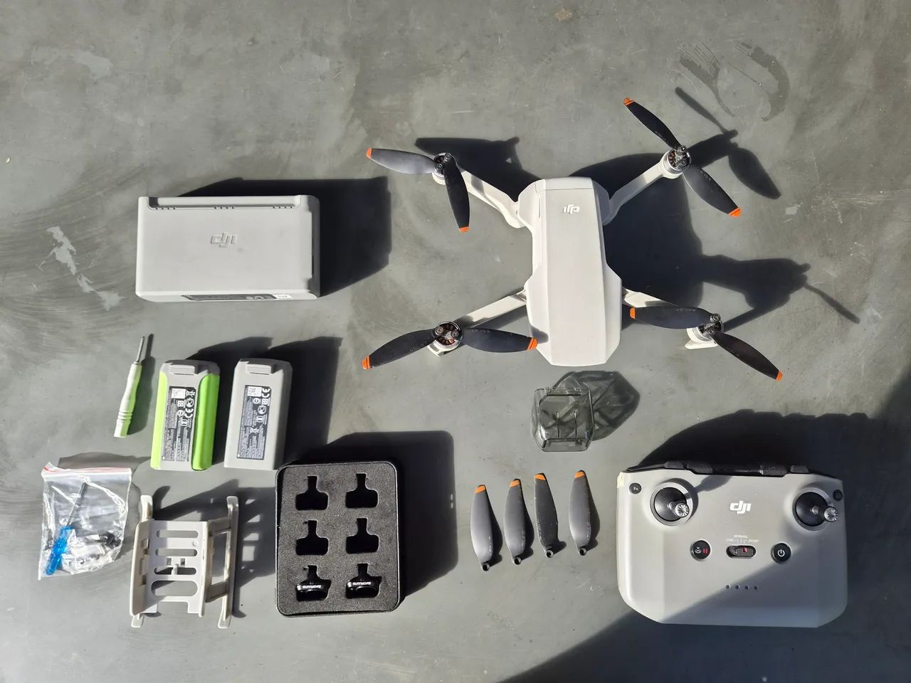 Vendo ou troco drone dji mini 2 se  - Foto 3