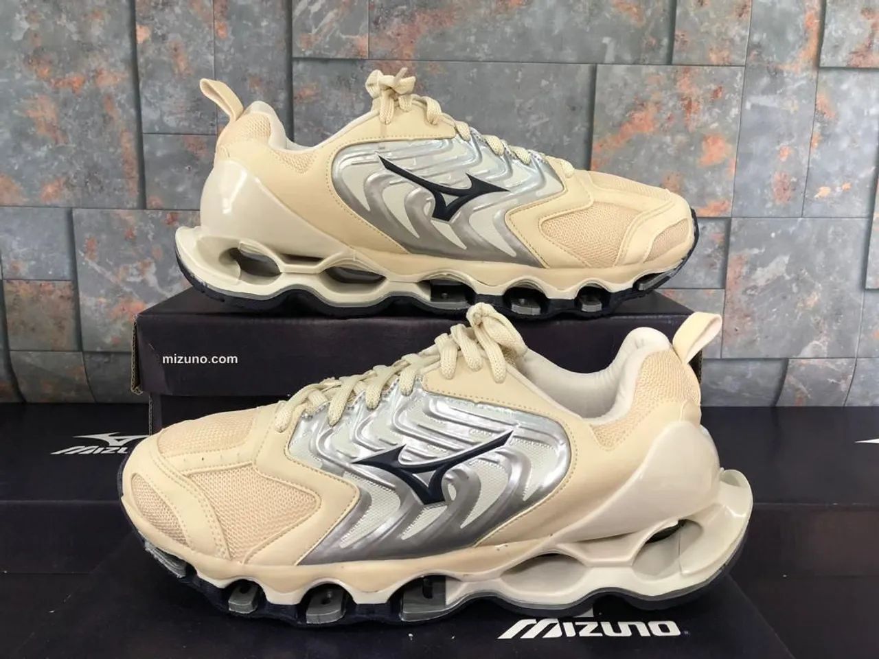 Mizuno M  - Foto 2