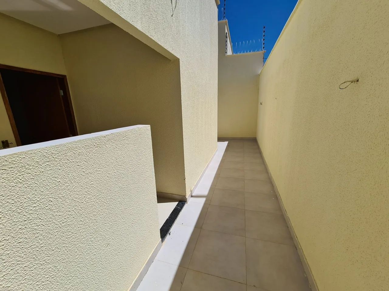 ALUGA-SE casa com piscina no Paraíso  - Foto 5