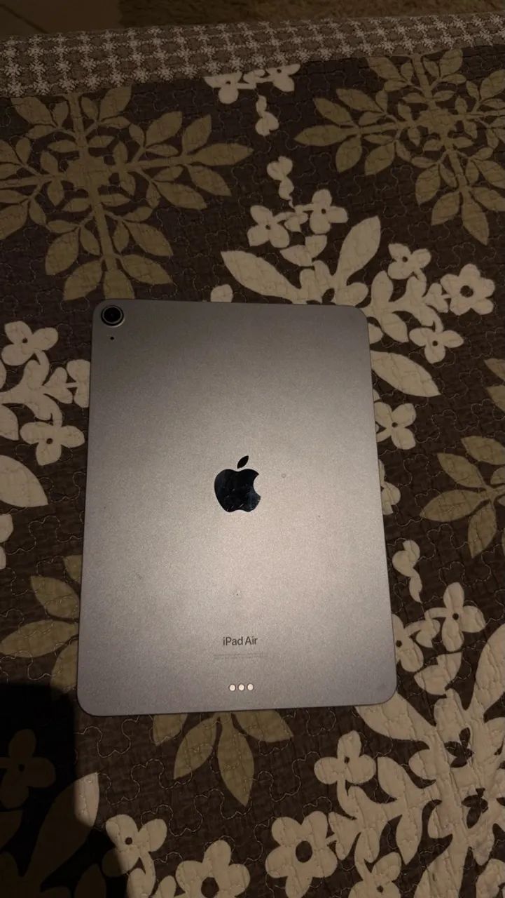 iPad Air M1 64GB + Apple Pencil 2 + Capa com Teclado