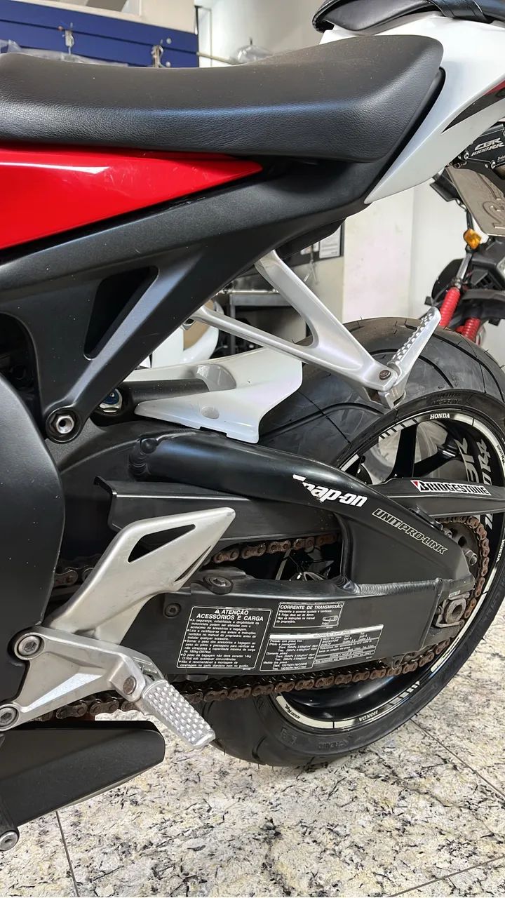 Cbr 1000RR - Foto 2