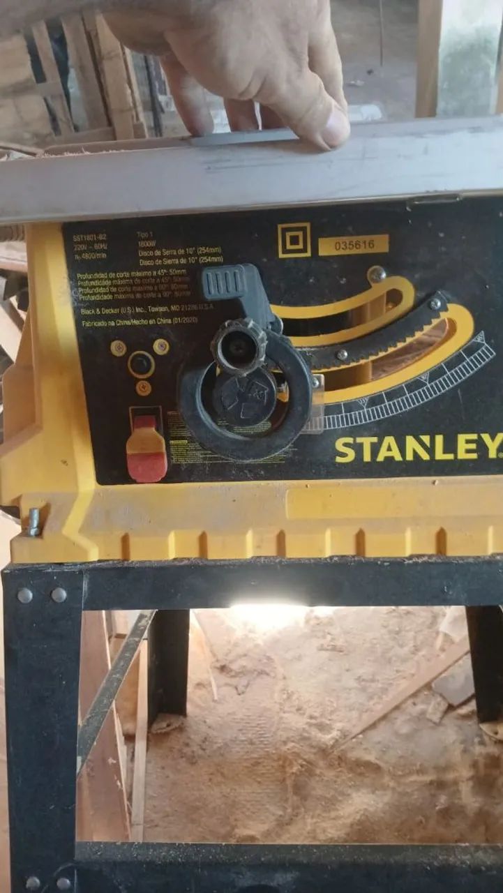 Mesa de corte stanley
