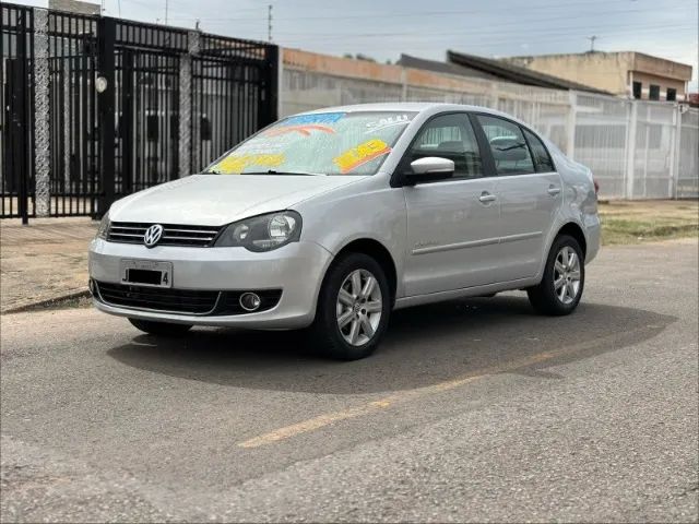 Volkswagen Polo Polo Sed. COMFORT. 1.6 Mi Tot. Flex 8v 2013