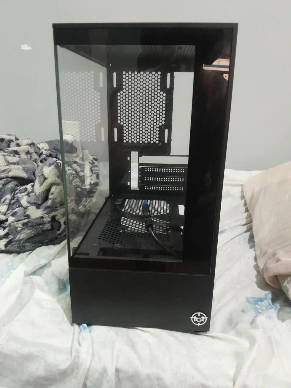 Gabinete TGT Legion  - Foto 2
