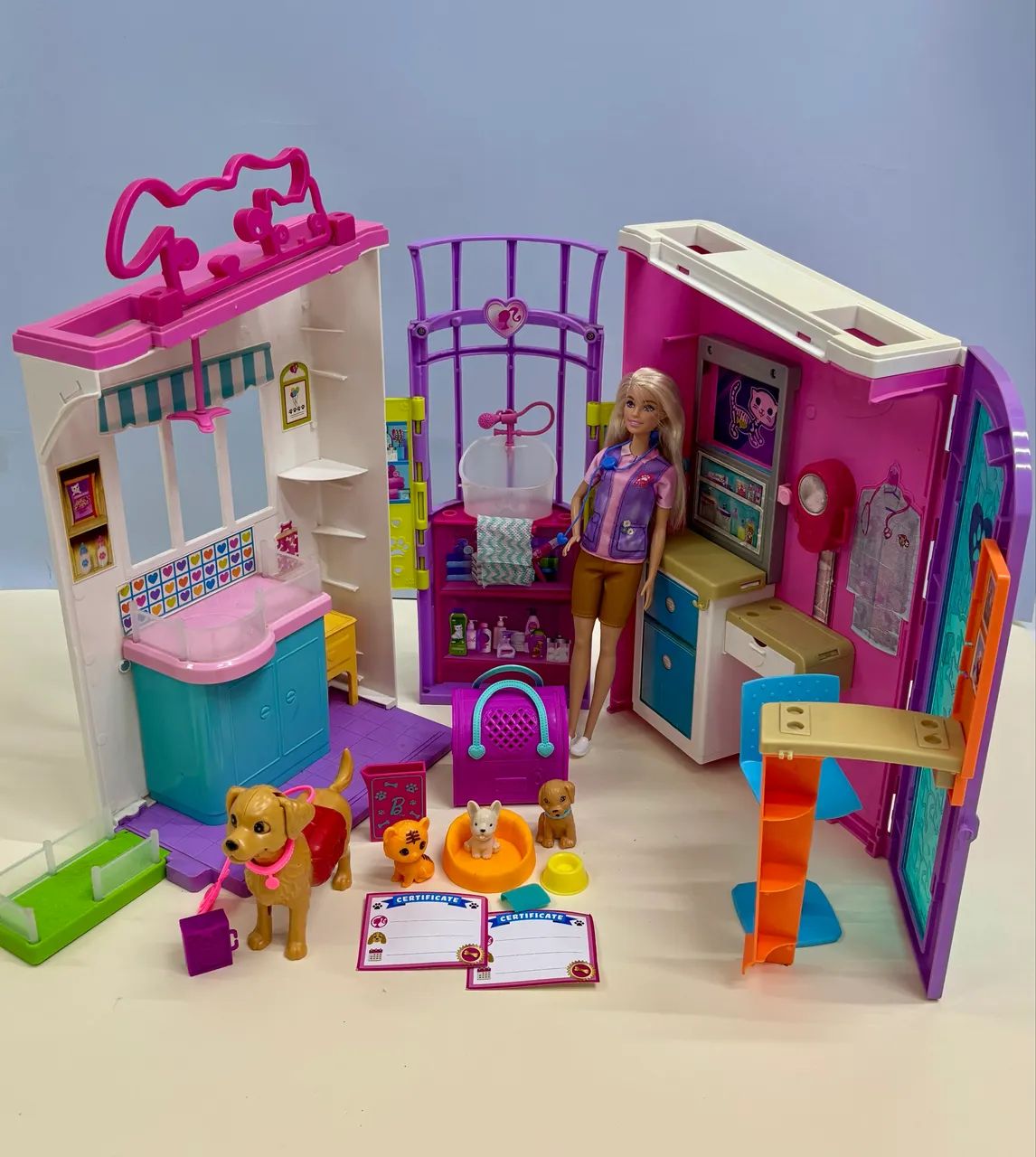 Barbie pet shop 