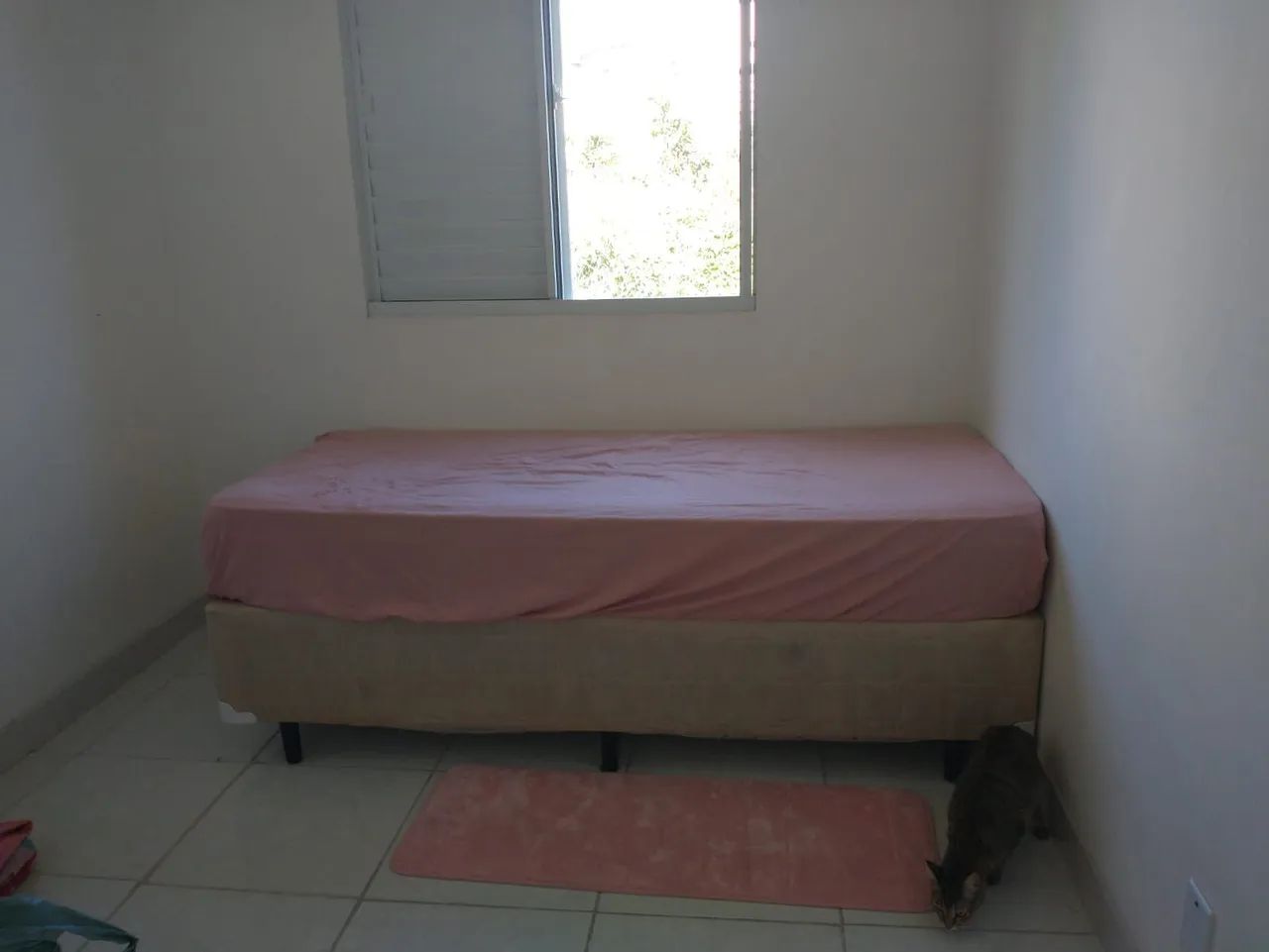 Cama box e colchão de solteiro semi nova  - Foto 5