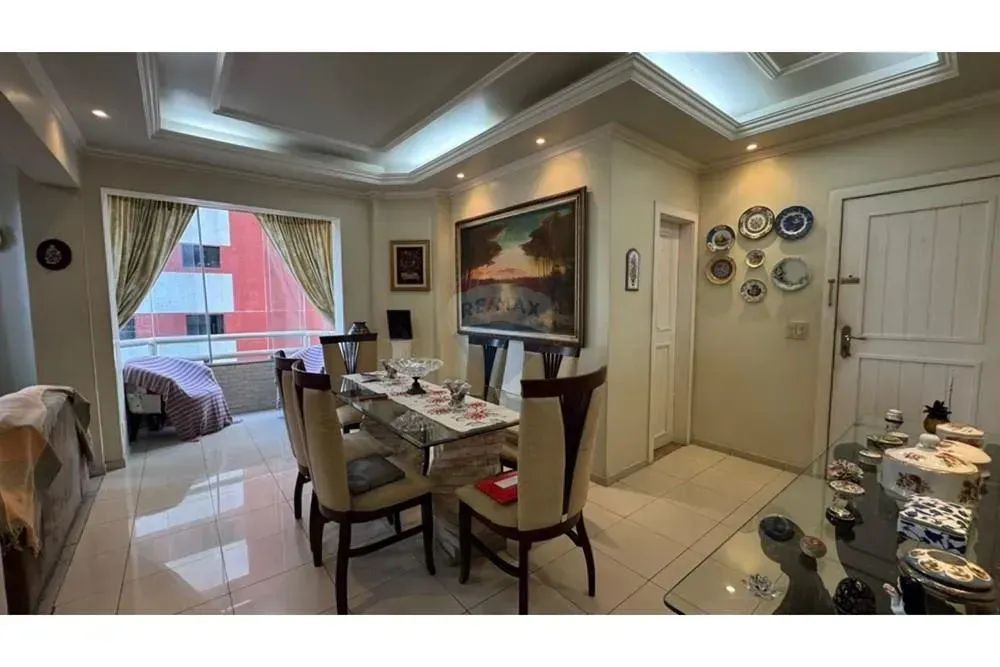 Apartamento para venda - 108 m2 - 2 suítes em Edifício Fontana D'ouro - Marco