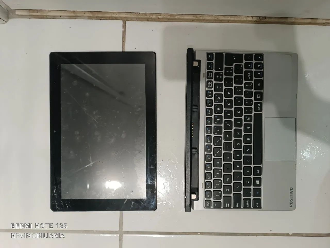 Notebook ou Tablet - Positivo Duo - Tela trincada  - Foto 3