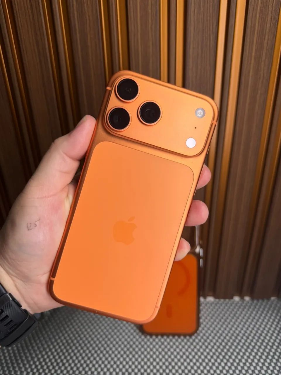 iPhone 17 PRO MAX laranja - Foto 4