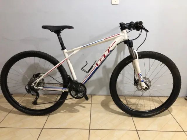 Bicicleta GT avalanche 27.5 tamanho M - Ciclismo - Centenário