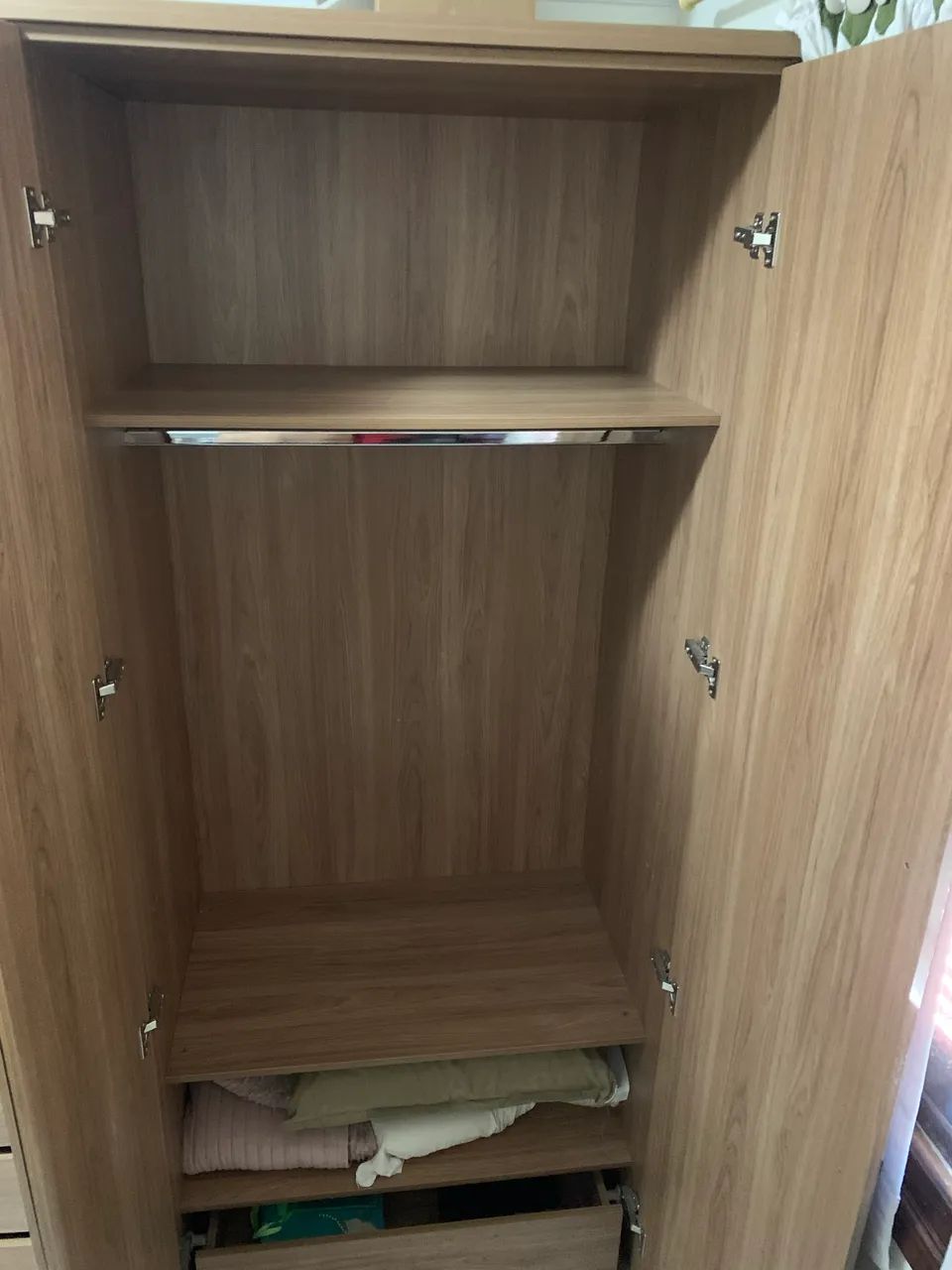 Guarda roupas - Foto 2