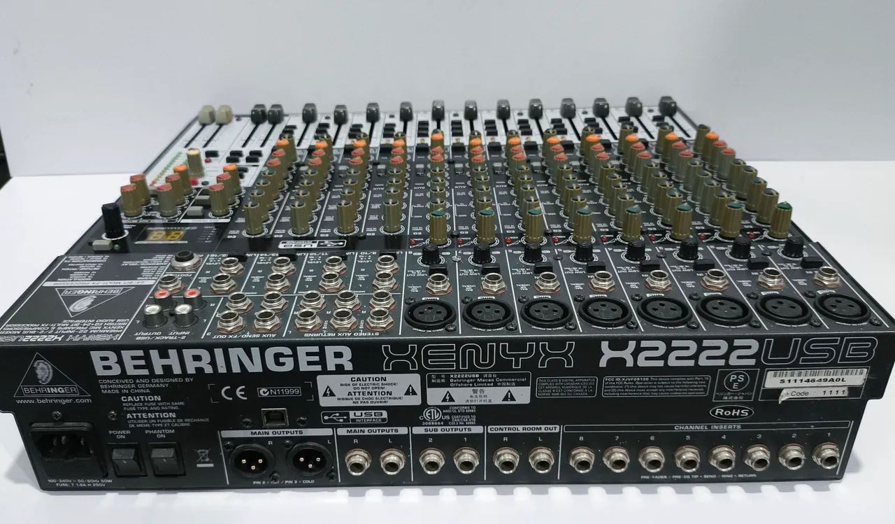 Mesa Behringer Xenys 2222 USB - Foto 5