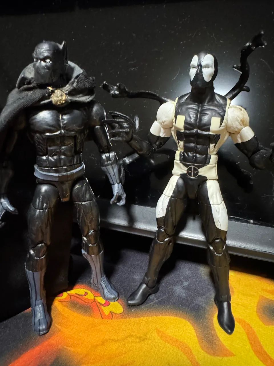 Lote Marvel Legends DeadPool Back in black Pantera Negra - Hobbies