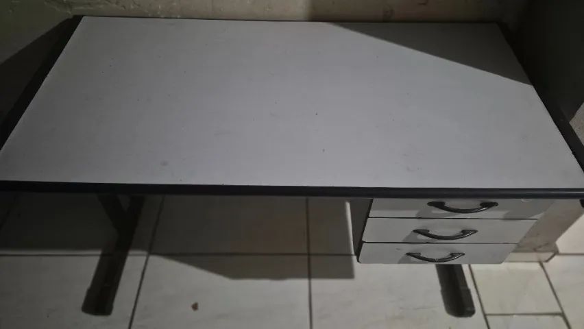 Mesa de escritório 