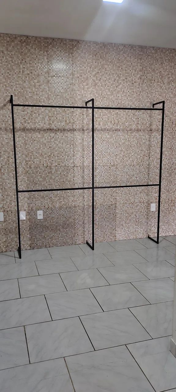 ARARA DE ROUPAS GRANDE - R$ 350 - Foto 2