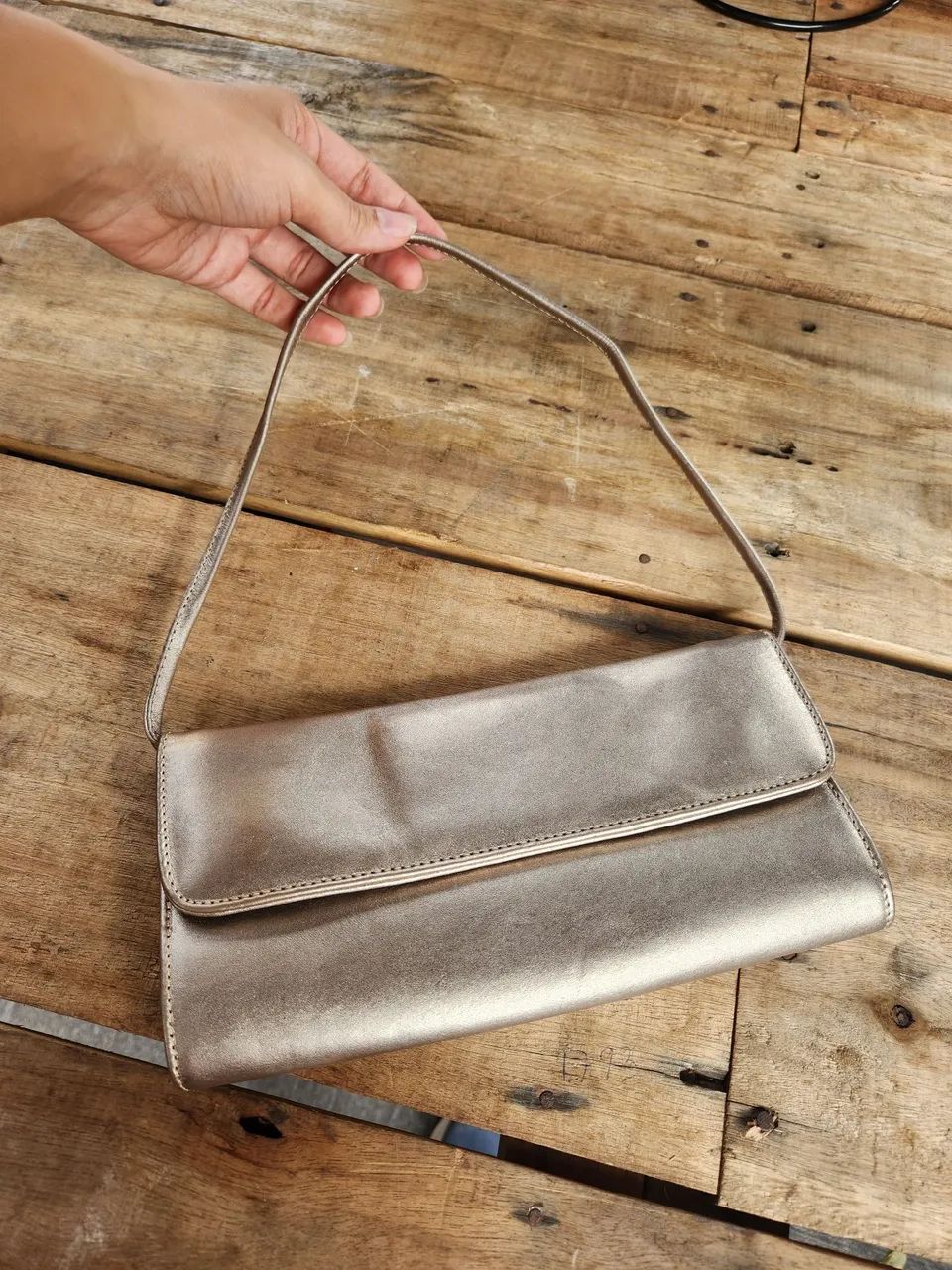 Bolsa baguete dourada  - Foto 3