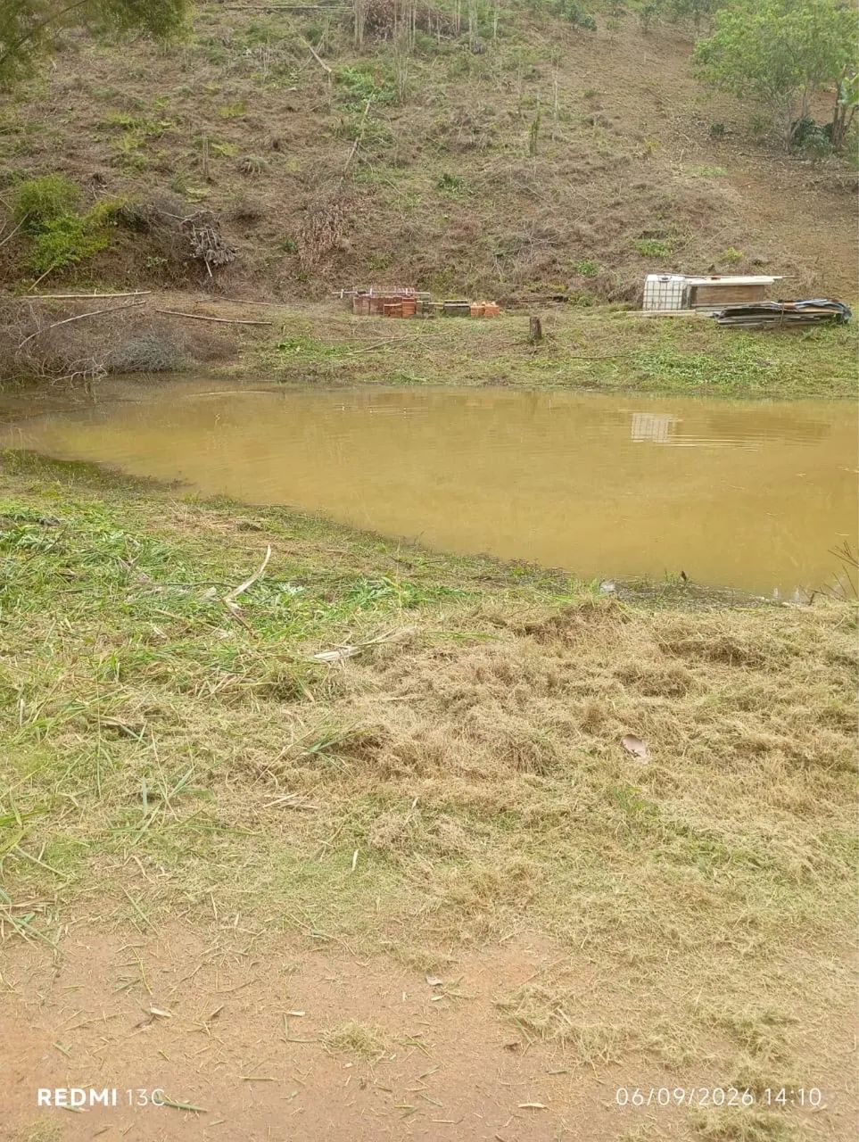 Chácara 3.000m² com Lago em Santa Teresa - 8 km do Centro