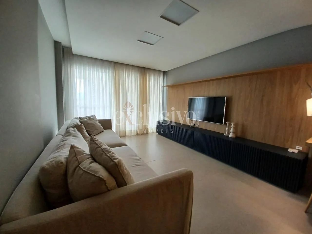Apartamento 3 dormitórios próximo Beira Mar Norte - Foto 4