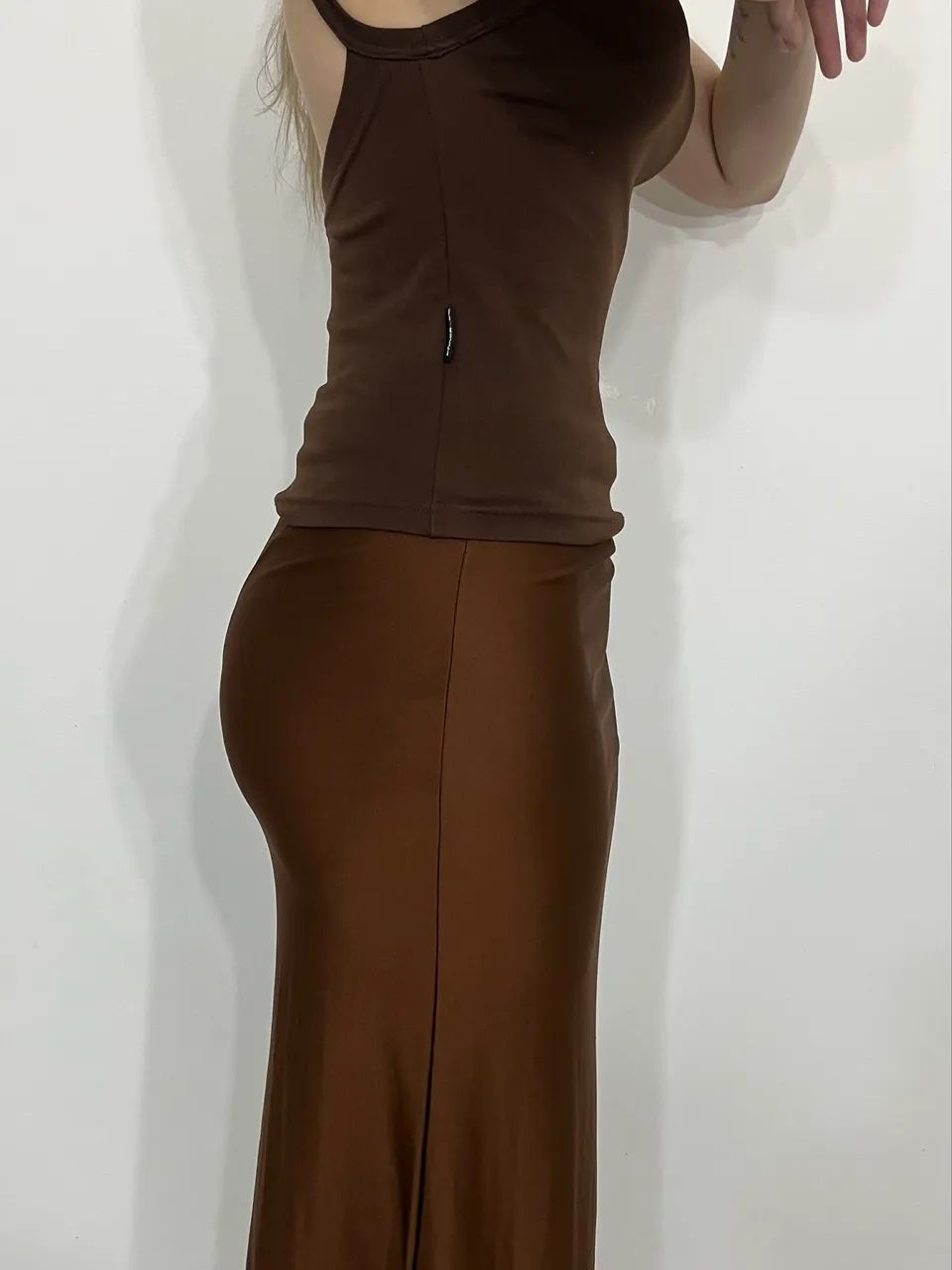 saia marrom longa ACEITO NEGOCIAÇÃO  - Foto 2