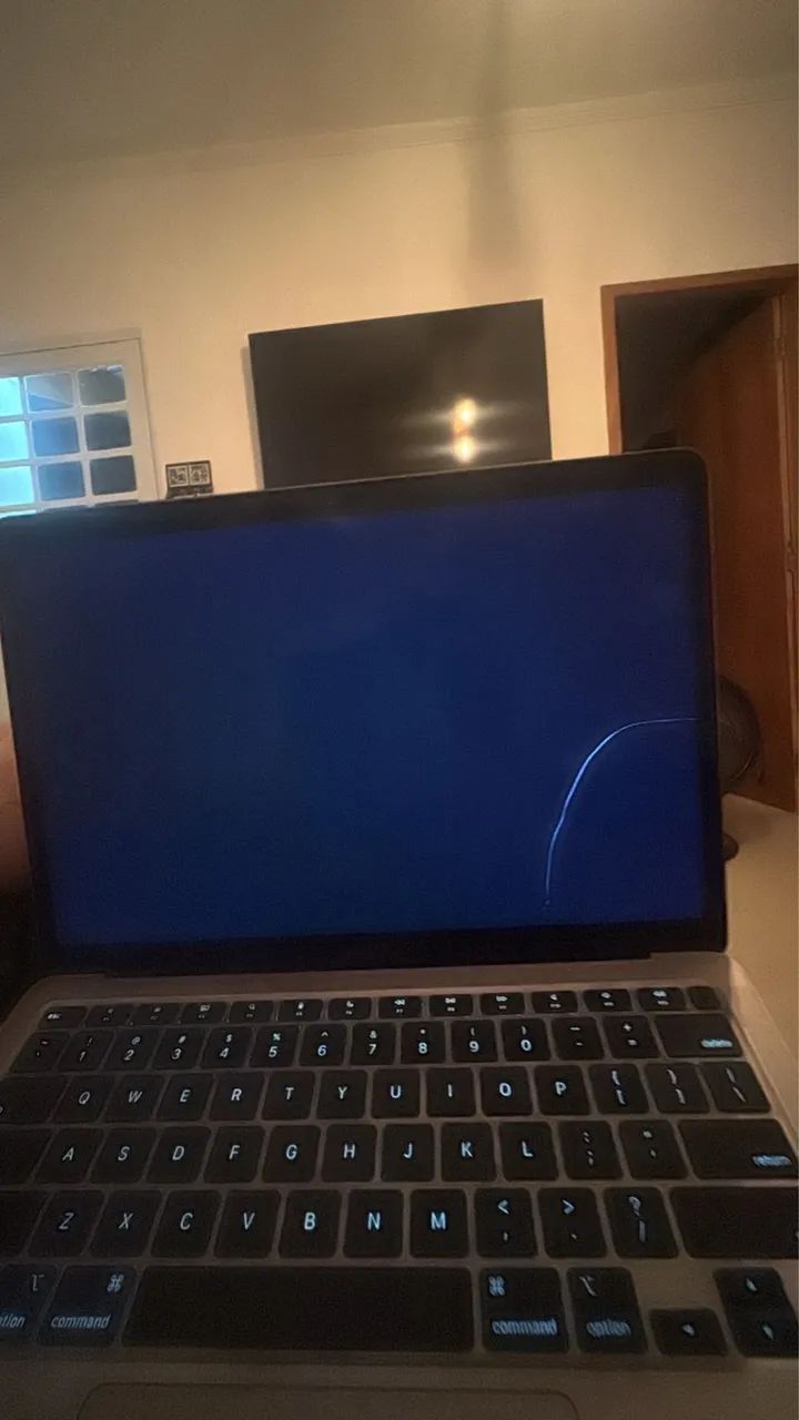 MacBook Air M1 defeito na tela - Foto 6