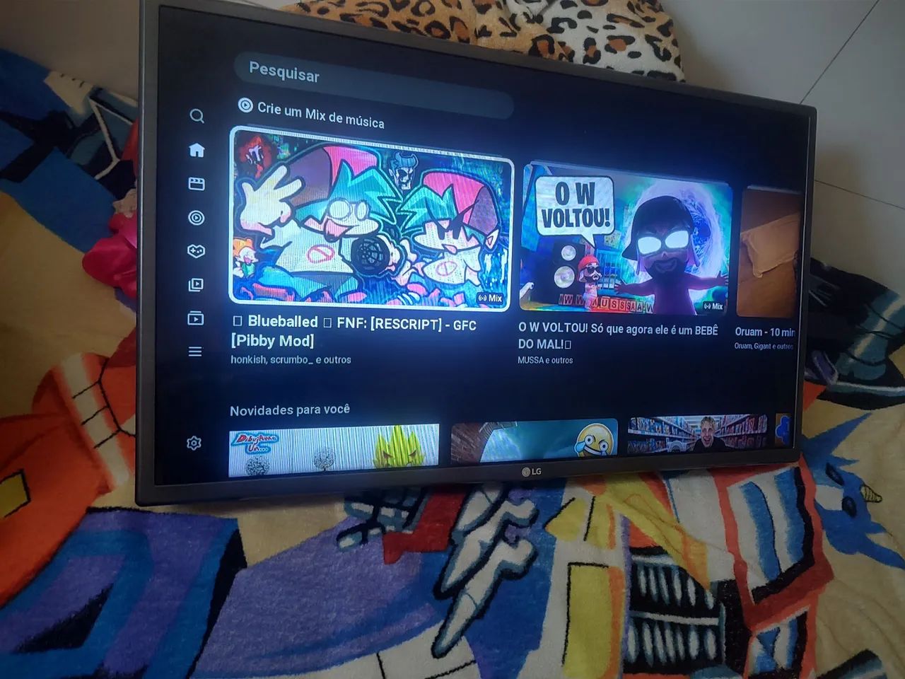 Tv smart 32 LG (detalhe uma linha fina) - Foto 3