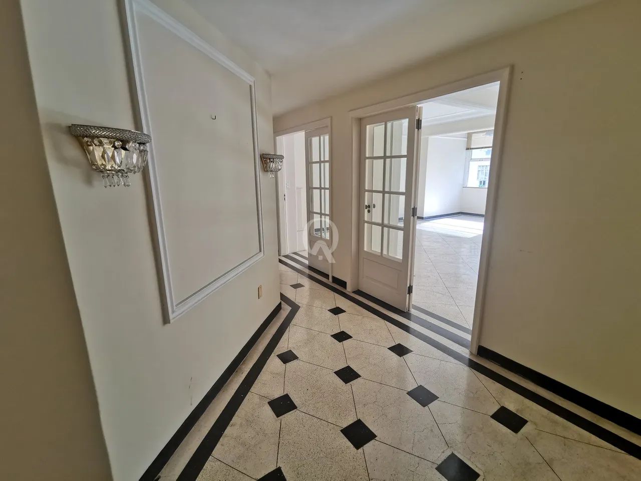 Apartamento de 4 Quartos em Copacabana com Conforto e Praticidade Garantidos! - Foto 4
