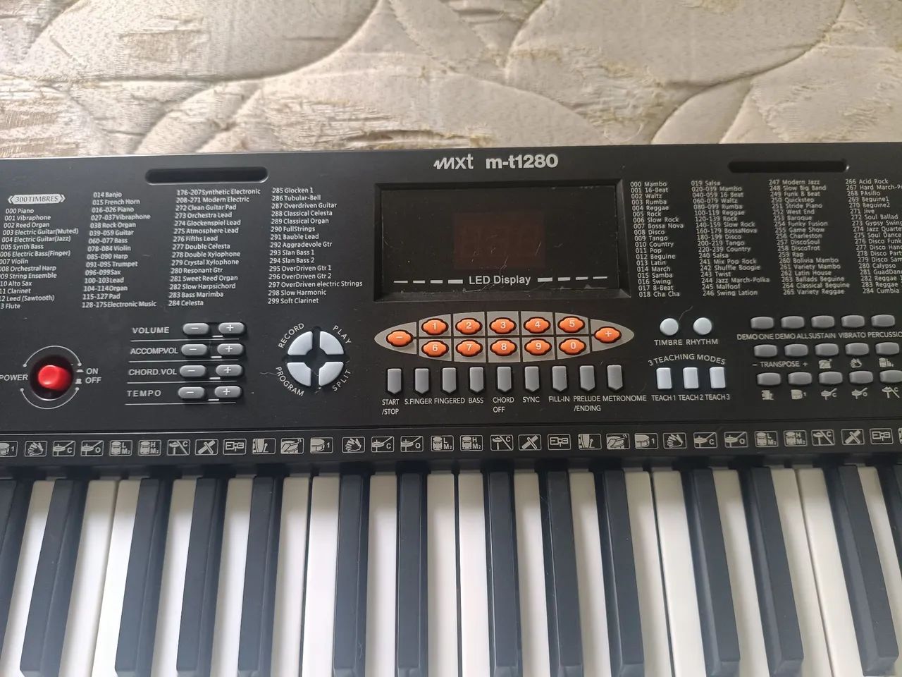 Teclado musical - Foto 3