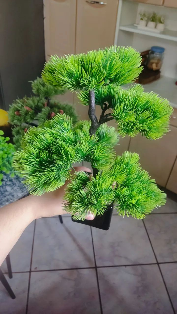 Bonsai Artificial com vaso suporte  - Foto 5