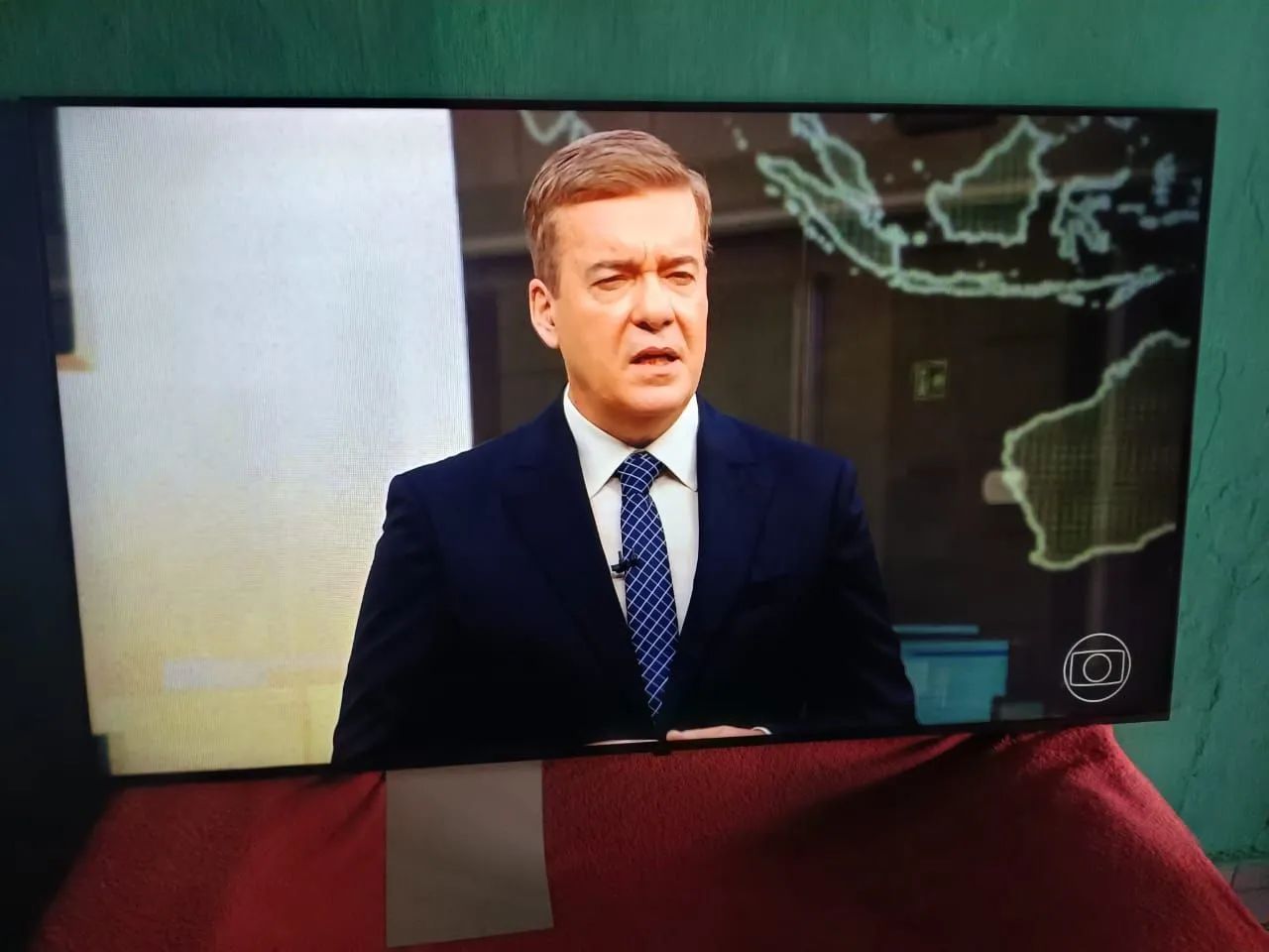 SMART TV MAGIC LG 65 POLEGADAS 4K - Foto 2