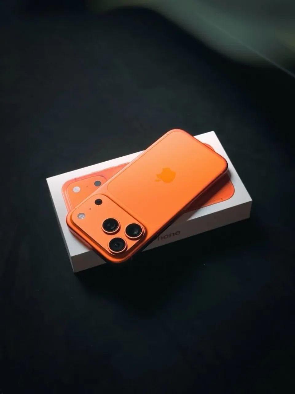 iPhone 17 Pro 256gb Cor Laranja - Lacrado - aceito troca - Foto 2