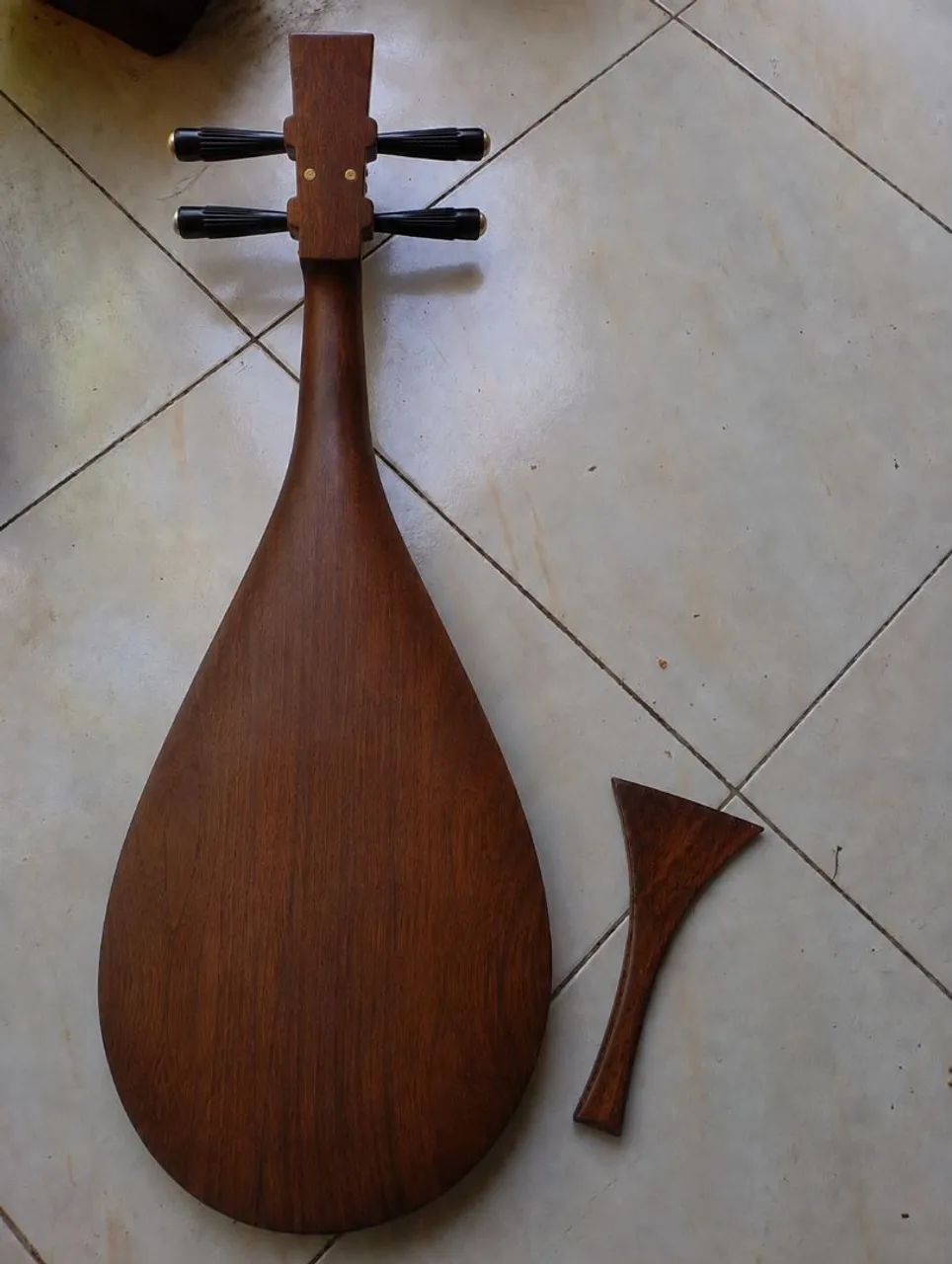 Biwa antigo  - Foto 2