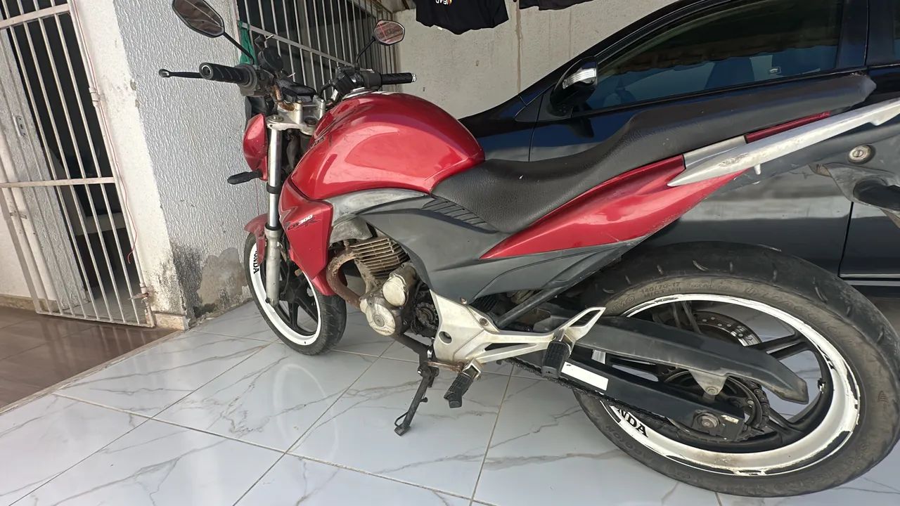 CB 300 vermelha  - Foto 3