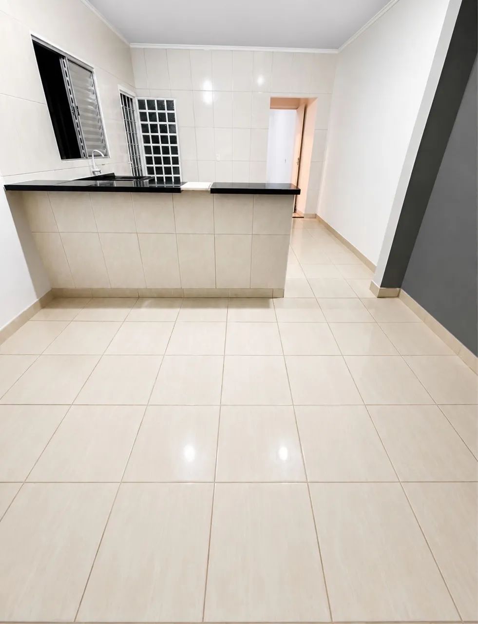 Alugo ou vendo casa em Araçoiaba da Serra. 