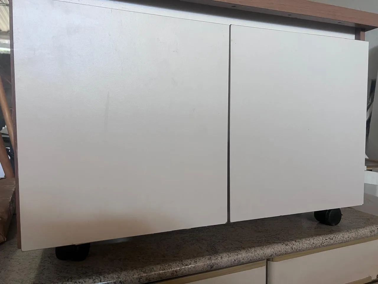Armário Multiuso Compacto 2 Portas com Prateleira e Rodinhas 