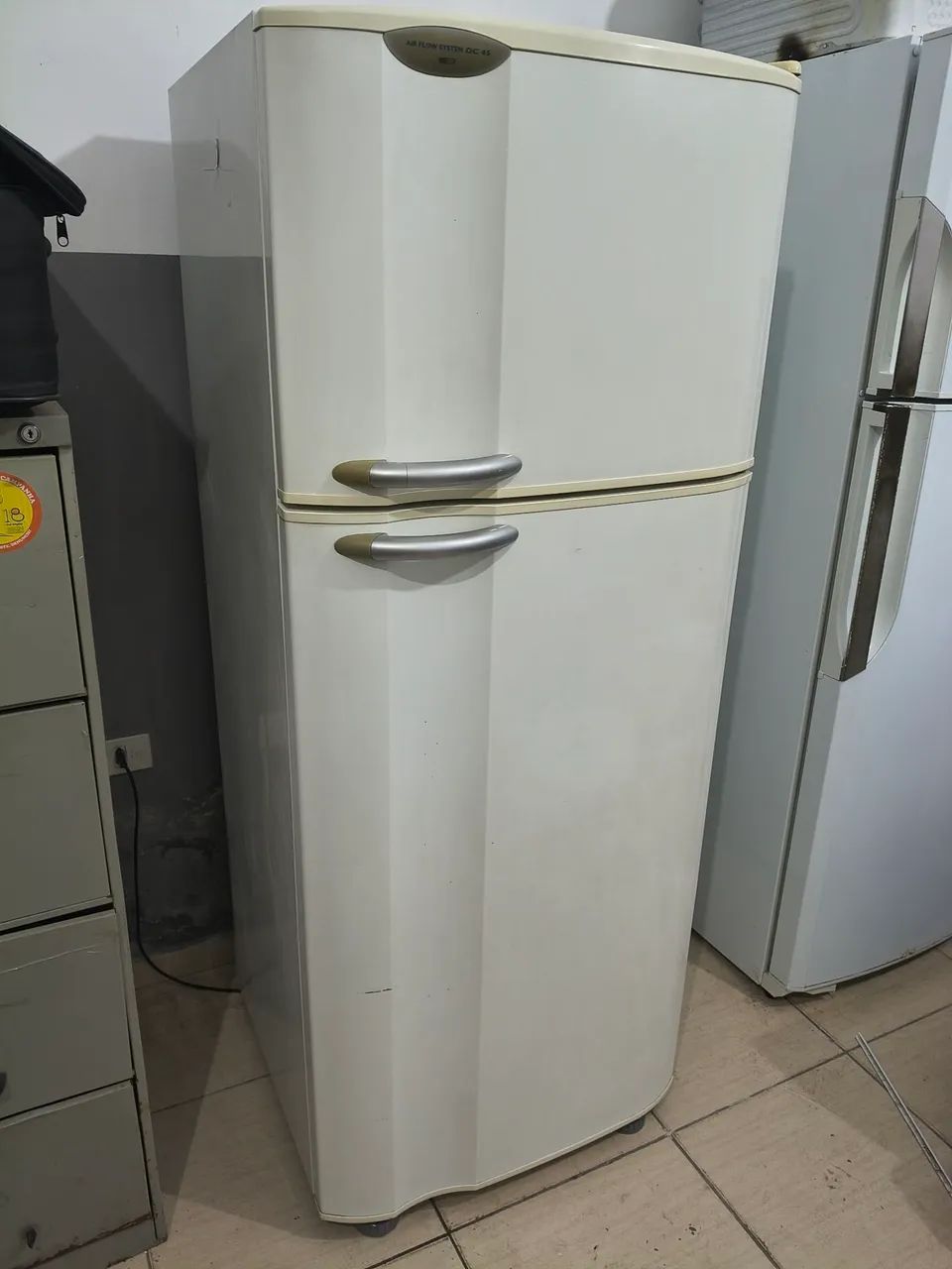 Geladeira Eletrolux 440 LTS  - Foto 5