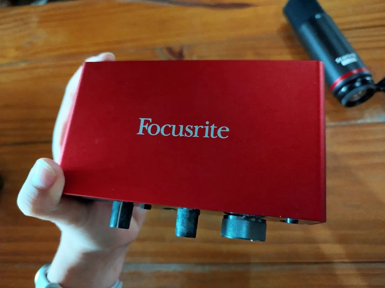 Kit Solo Studio Scarlett Focusrite 3ª geração - Interface e Microfone - Foto 3